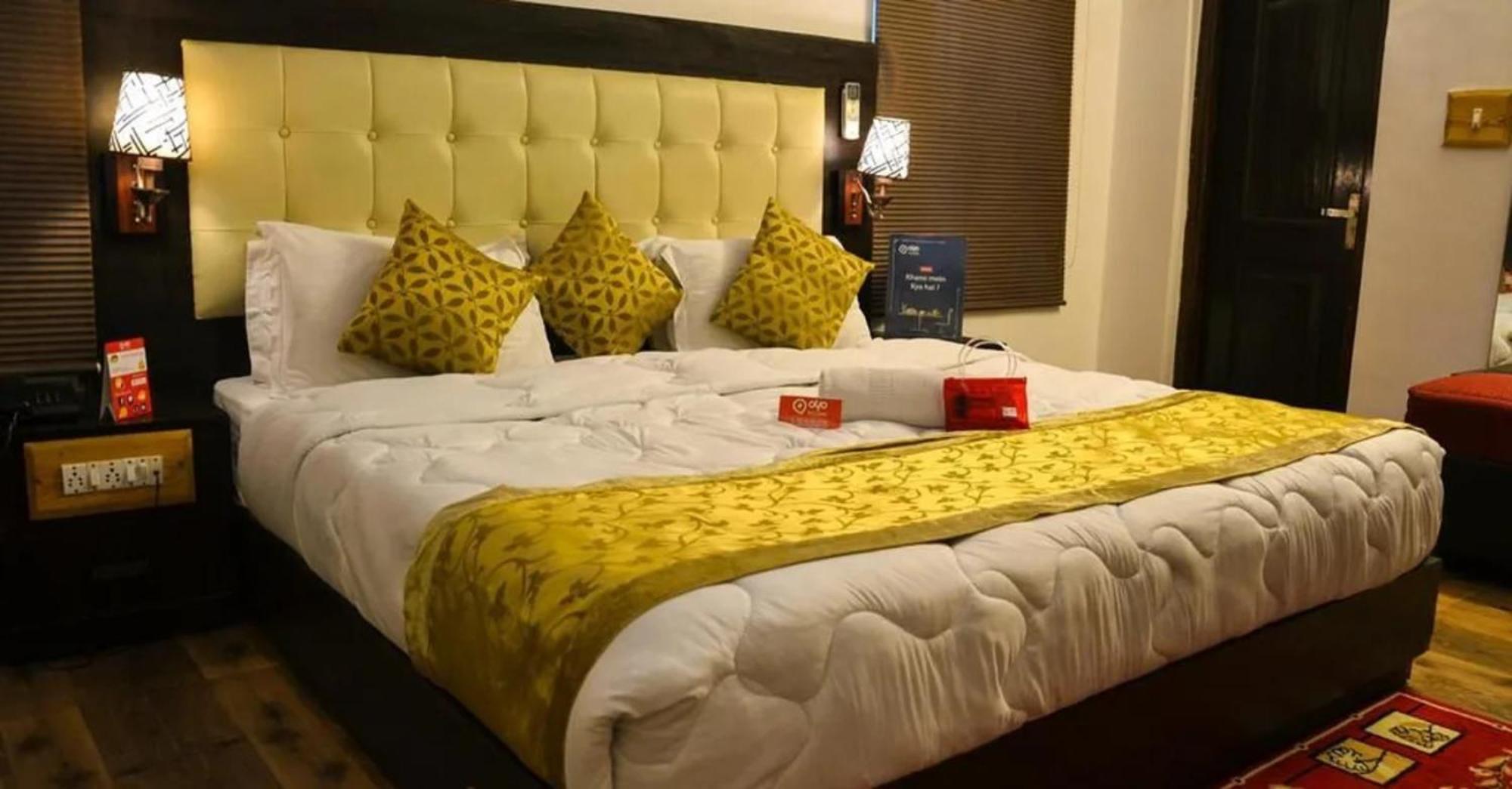 Heritage Hotel Лакхнау Экстерьер фото