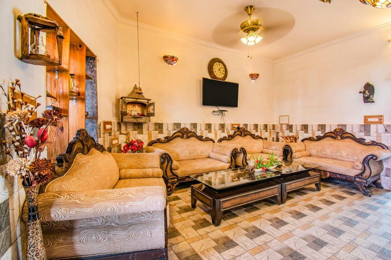 Heritage Hotel Лакхнау Экстерьер фото
